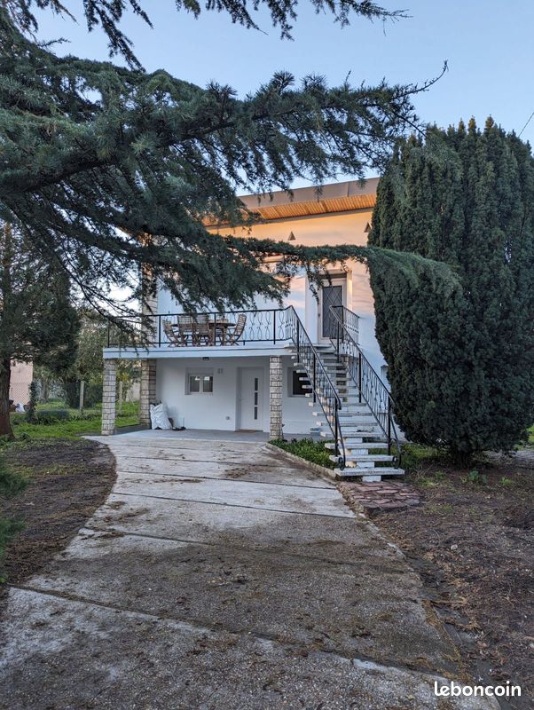 Maison a louer pessac - 5 pièce(s) - 115 m2 - Surfyn