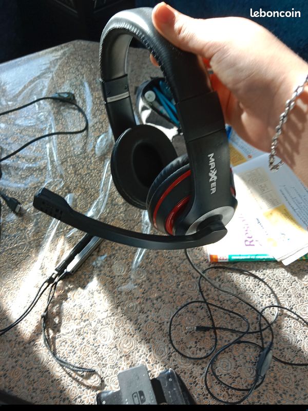 Switch+accessoires+casque gamer+fifa21 édition essentielle (image 4)