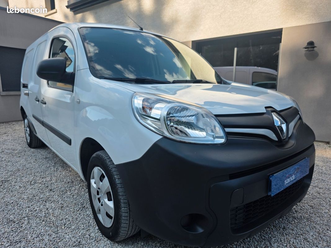 đrenault kangoo maxi 1.5 blue dci 95 ch extra r-link bvm6 đ1ere main â©ïžentretien constructeurâ©ïžFAIBLE KILOMETRAGE â©ïž4900KM â
ïžETAT NEUF (image 1)