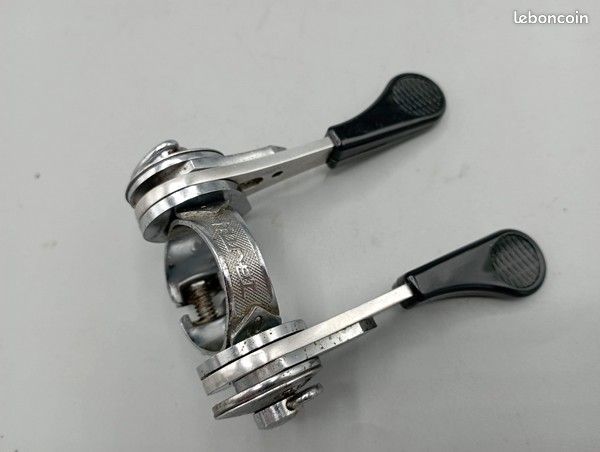 Leviers Et Manettes De Vitesse Huret Pour Vélo Vintage - Aluminium/acier, France Années 1970