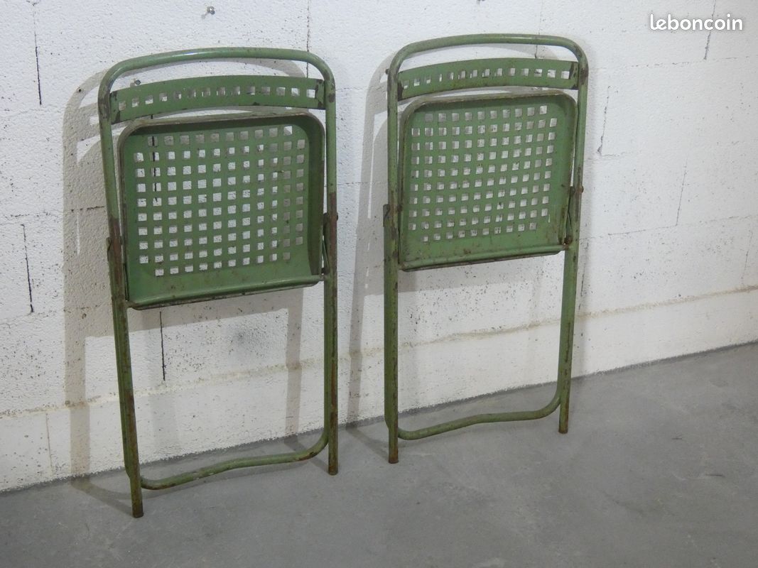 Paire de chaises pliantes en métal années 60 (image 5)