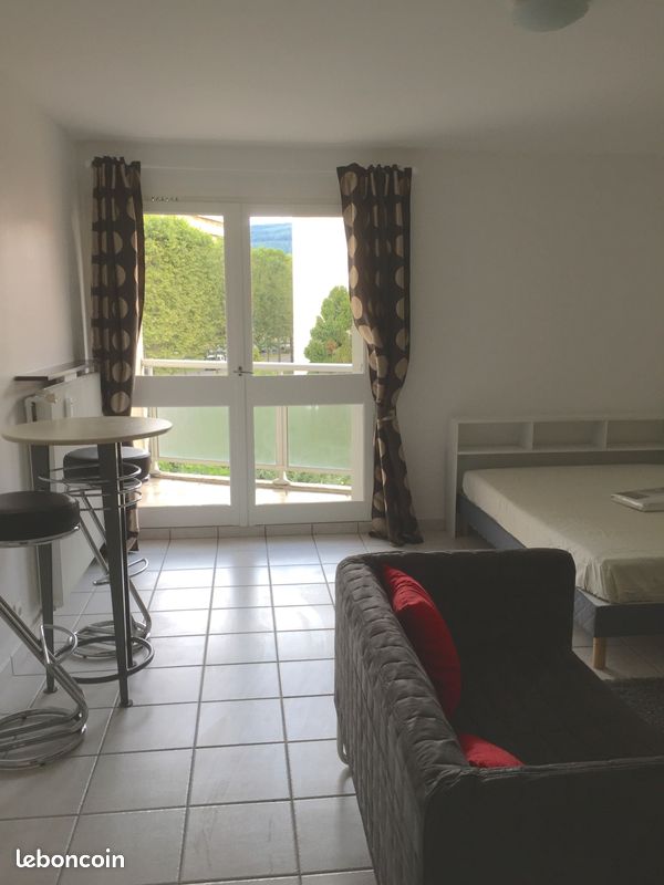 Appartement 1 pièce 30 m² · à Saint-Étienne · 30 m² · 450 €/mois