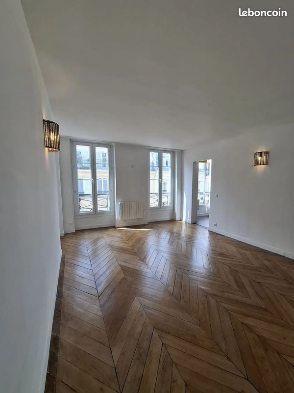 Appartement 1 pièce 44 m² · à Paris · 44 m² · 1 648 €