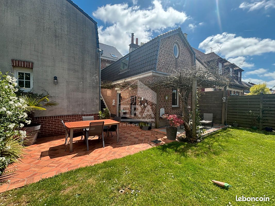 Maison 10 pièces 266 m² · à Wingles · 266 m² · 269 900 €