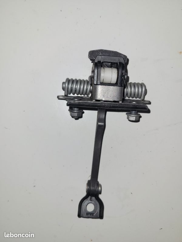 Charnnieres de porte avnt droit ds3 (image 1)