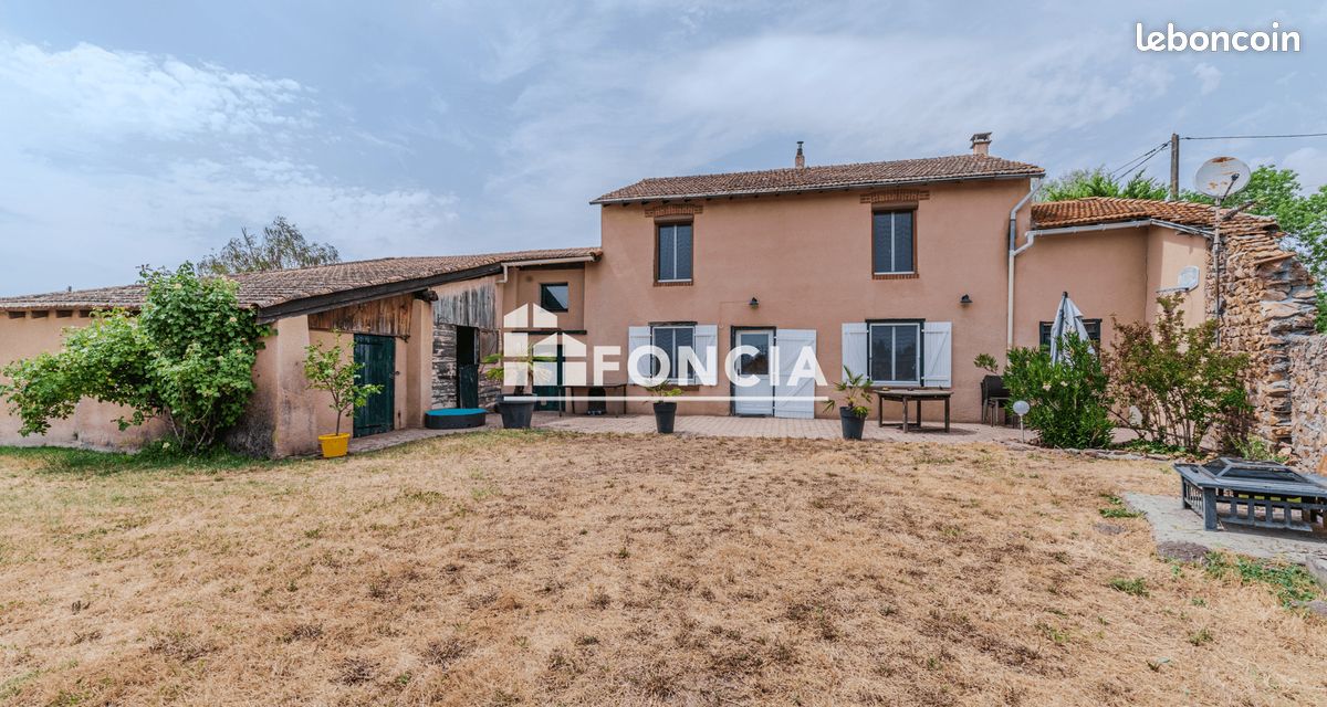 Maison 4 pièces 130 m² · à Balbigny · 130 m² · 240 000 €