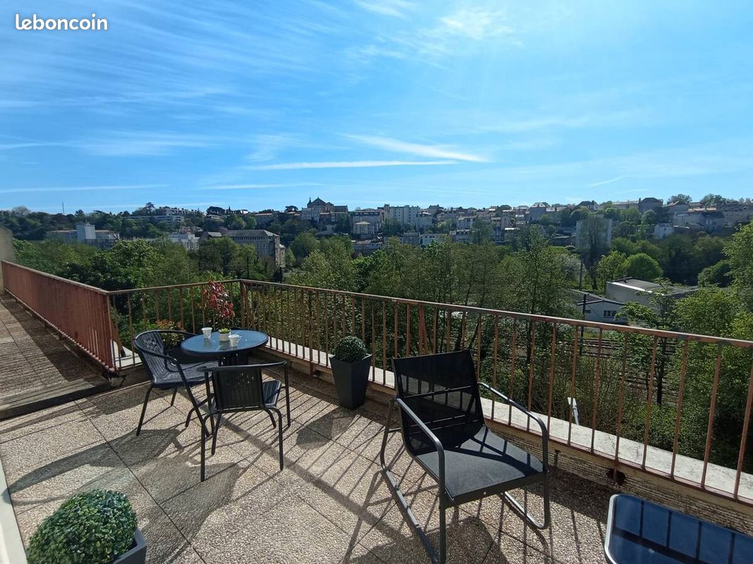 Appartement T2 - 67 m² - Terrasse - Poitiers 86000 (image principale 0)