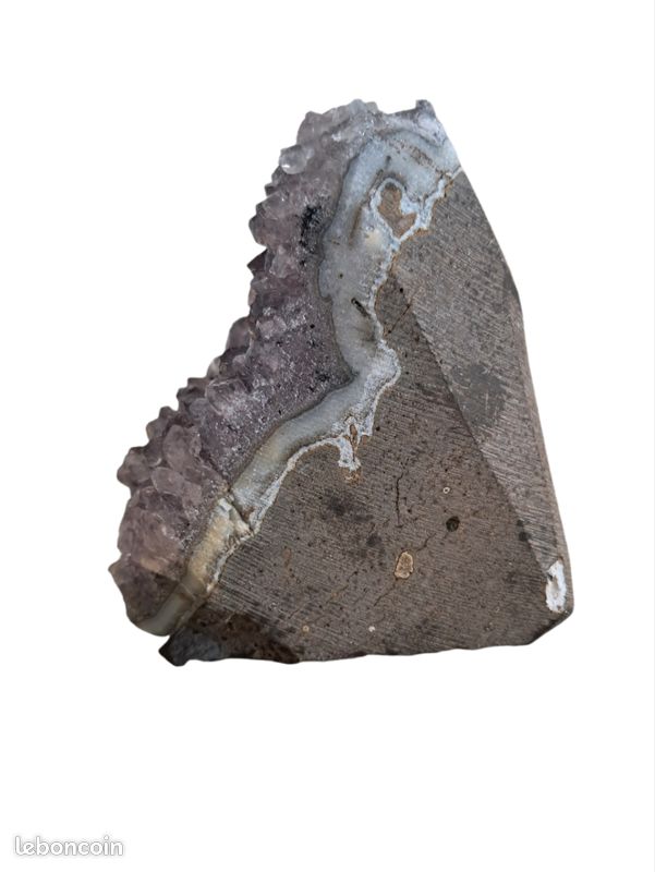 Géode massive Améthyste Uruguay AA violet froid 750 grs (image 16)