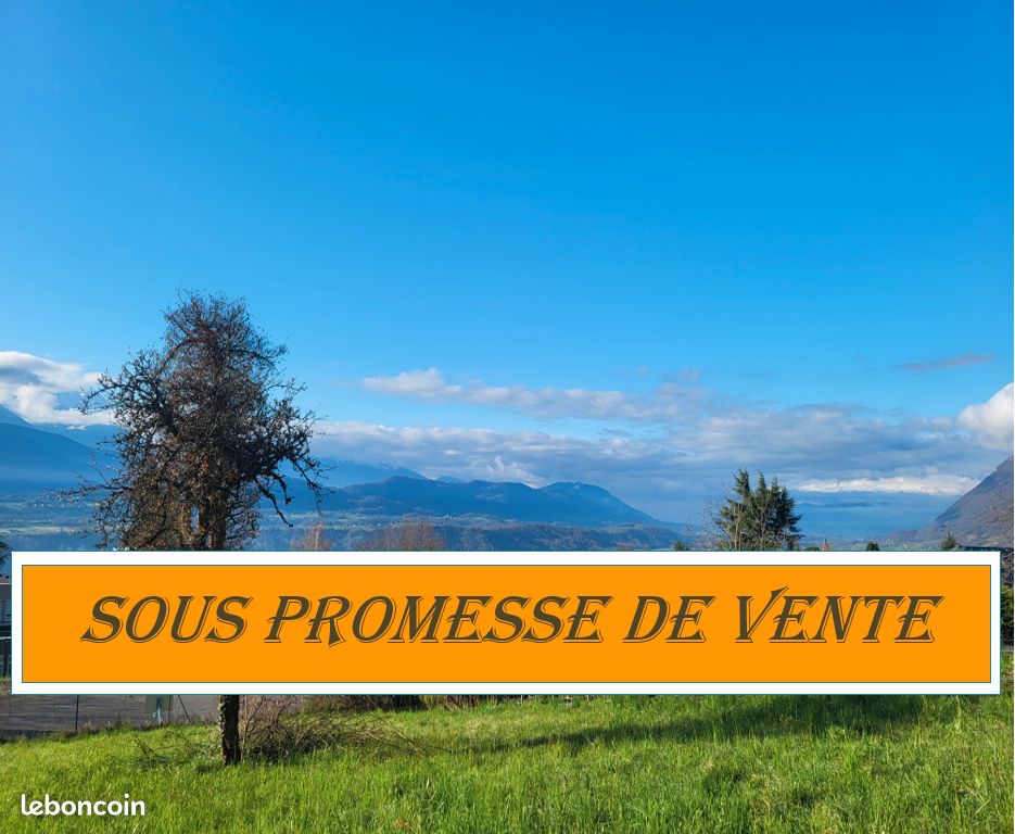 Terrain 1390 m² · à Saint-Pierre-d'Albigny · 1 390 m² · 150 000 €
