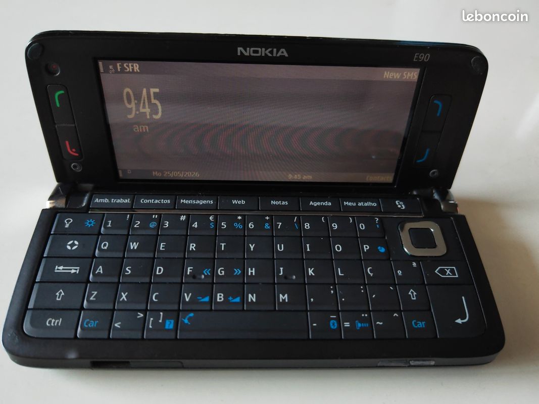 Nokia E90 (image 4)