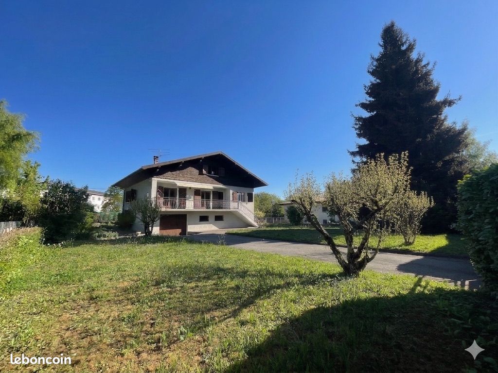 Maison 6 pièces 226 m² · à Annecy · 226 m² · 590 000 €