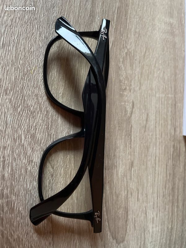 Vends Monture lunettes de vue noire : Ray Ban model Optics - S (image 2)