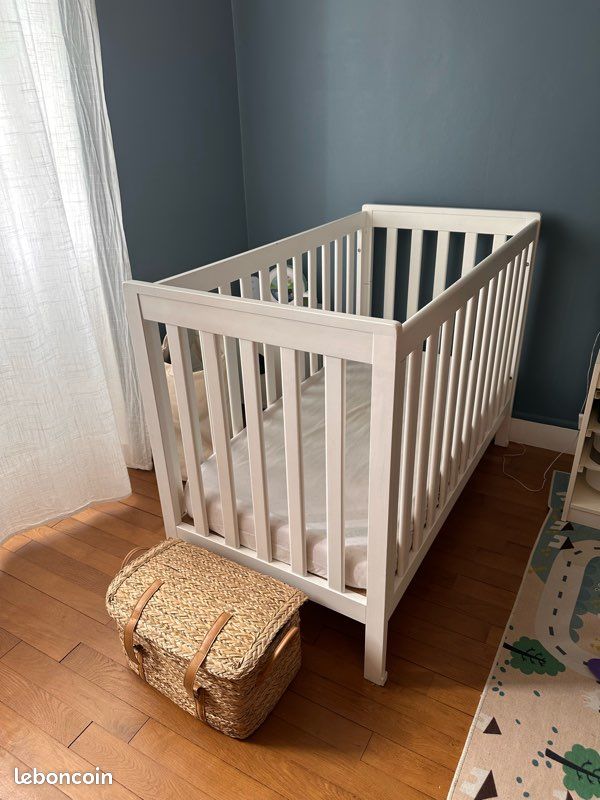 Lit bébé en bois adaptable 3 niveaux (image 3)