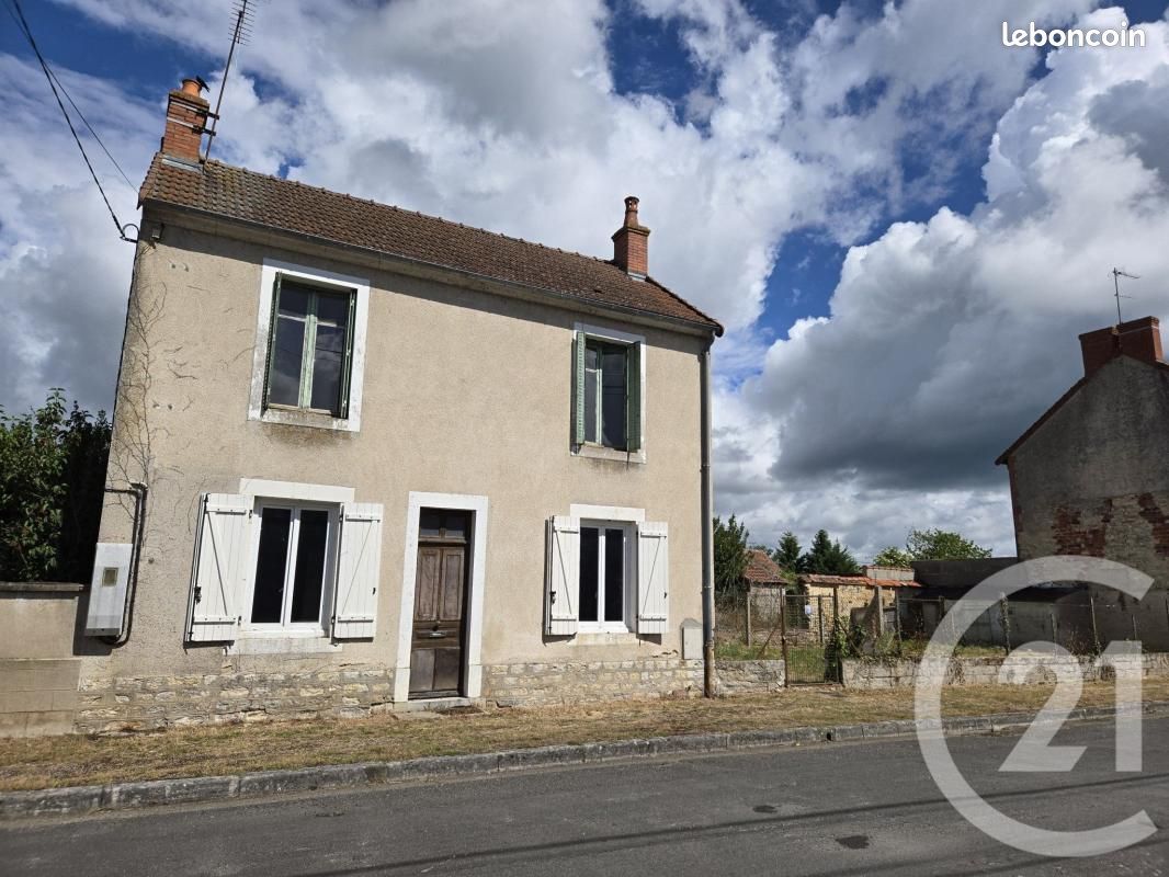 Maison 4 pièces 63 m² · à Sancoins · 63 m² · 35 000 €