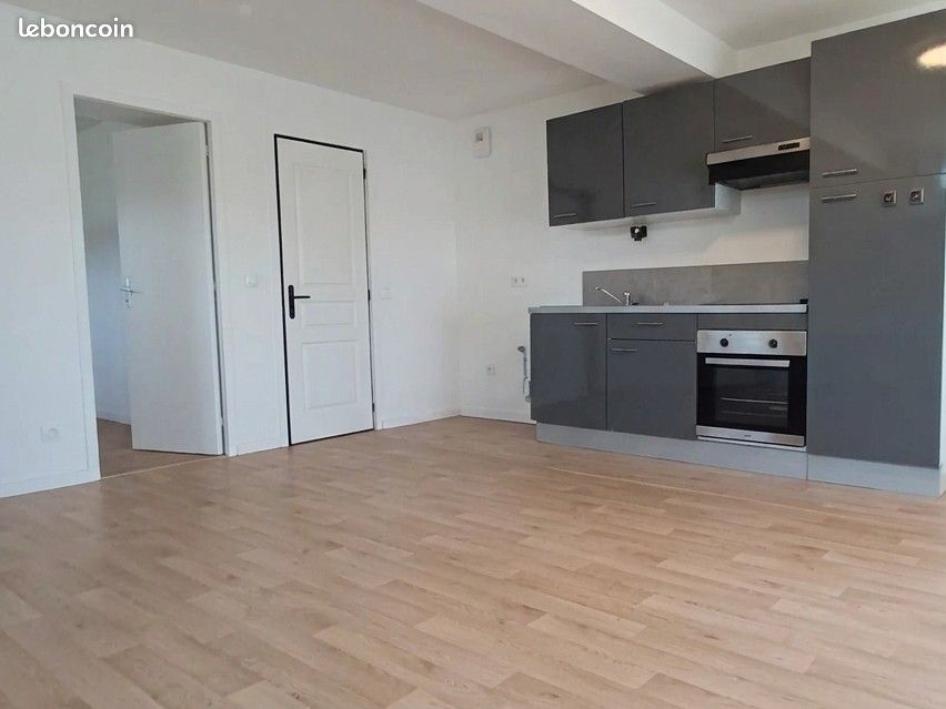 Appartement 3 pièces 53 m² · à Ombrée d'Anjou · 53 m² · 395 €/mois