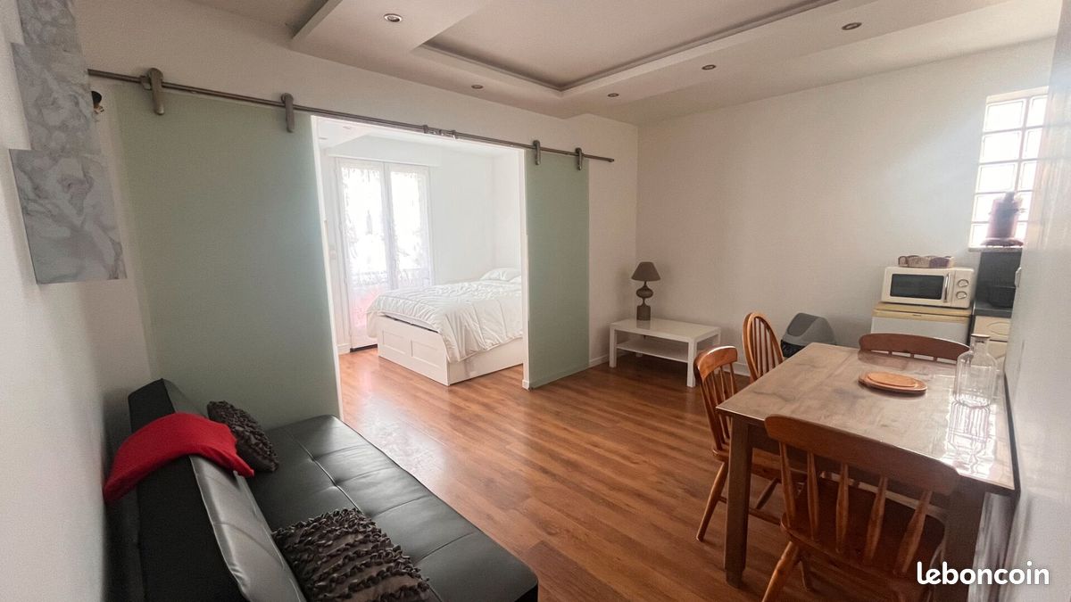 Appartement 1 pièce 30 m² · à Roissy-en-Brie · 30 m² · 700 €/mois