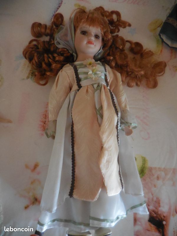 4 poupées (enfants) anciennes vintages. Porcelaine (lot 10) - Collection