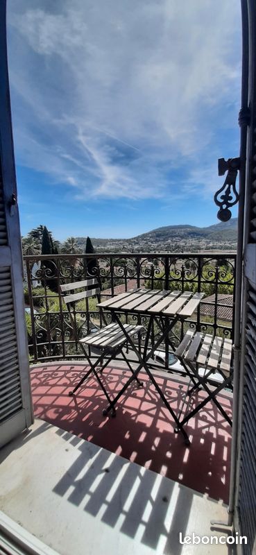 Appartement 1 pièce 26 m² · à Hyères · 26 m² · 650 €/mois
