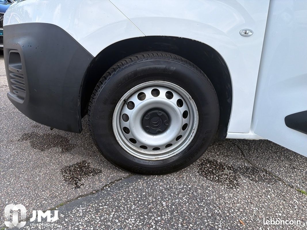 Citroen berlingo van m 1000 bluehdi 130 s&s eat8 worker (image 7)