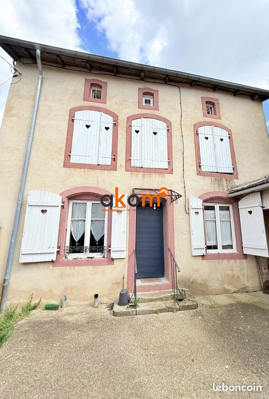 Maison 8 pièces 190 m² · à Blâmont · 190 m² · 95 000 €