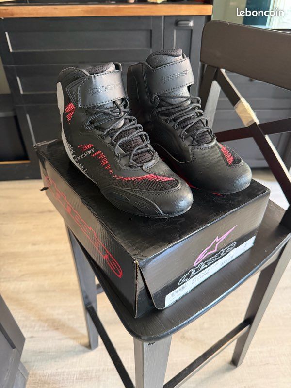 Chaussures moto femme (image 1)