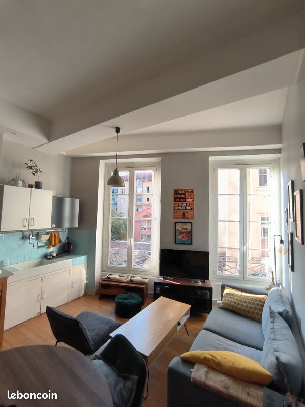 Appartement 2 pièces 42 m² · à Lyon · 42 m² · 800 €