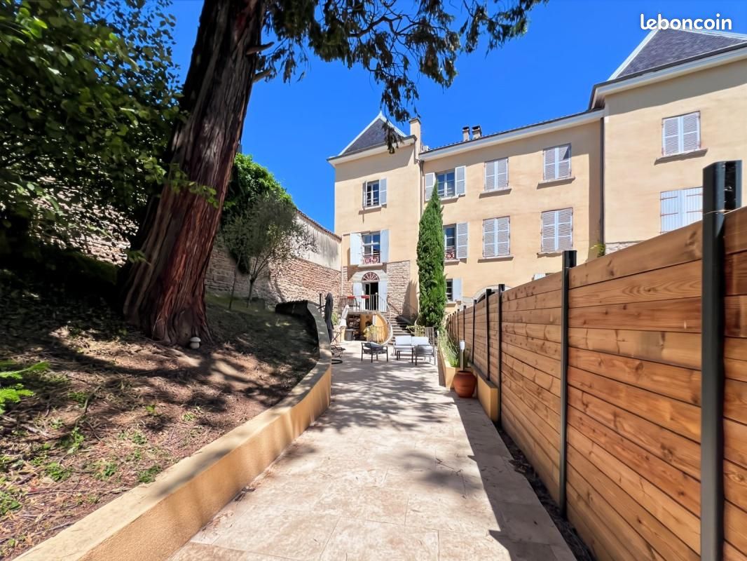 Maison 4 pièces 126 m² · à Limonest · 126 m² · 680 000 €