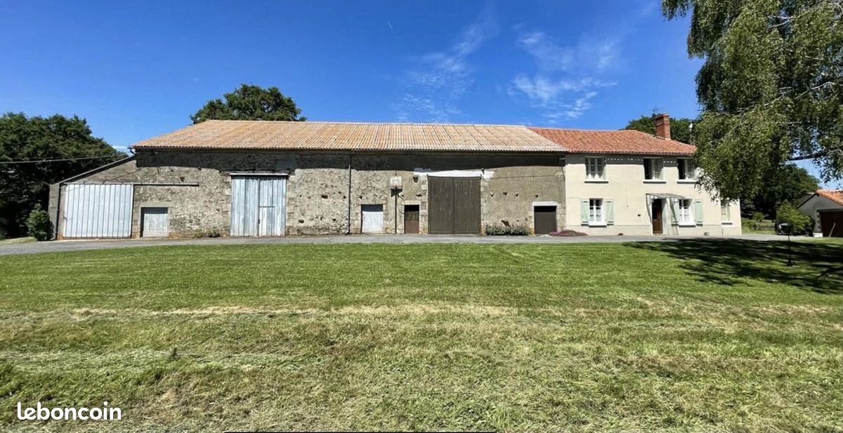 Maison 5 pièces 130 m² · à Saint-Martial-sur-Isop · 130 m² · 165 850 €