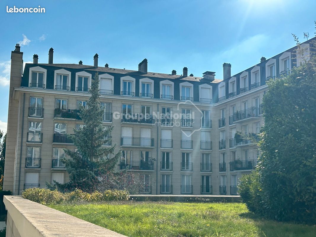 Appartement 4 pièces 90 m² · à Versailles · 90 m² · 495 000 €