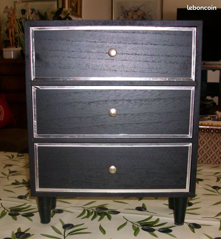 Petit meuble de rangement (image 2)