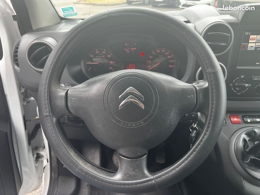 Citroen berlingo vu cabine approfondie 1.6 bluehdi 99 ch xl l2 confort / distribution faite (image 5)