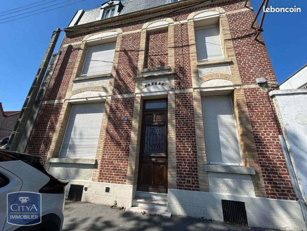 Maison 5 pièces 134 m² · à Saint-Quentin · 134 m² · 875 €