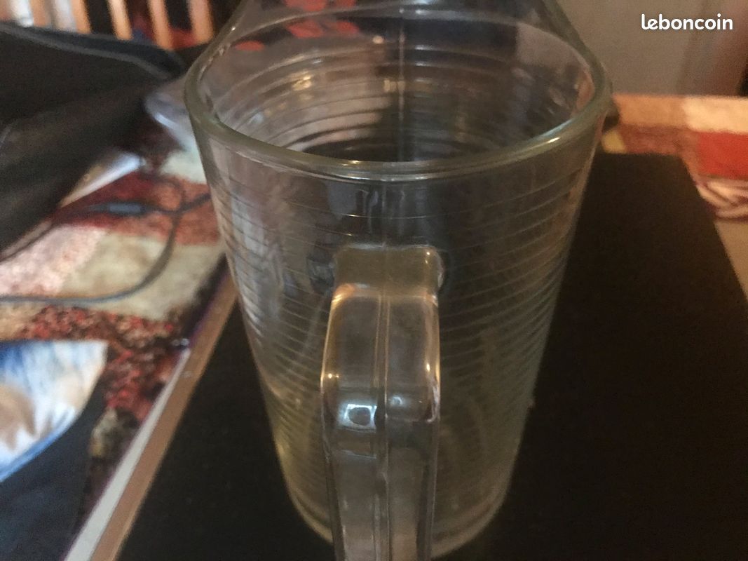Carafe à eau vintage (image 2)