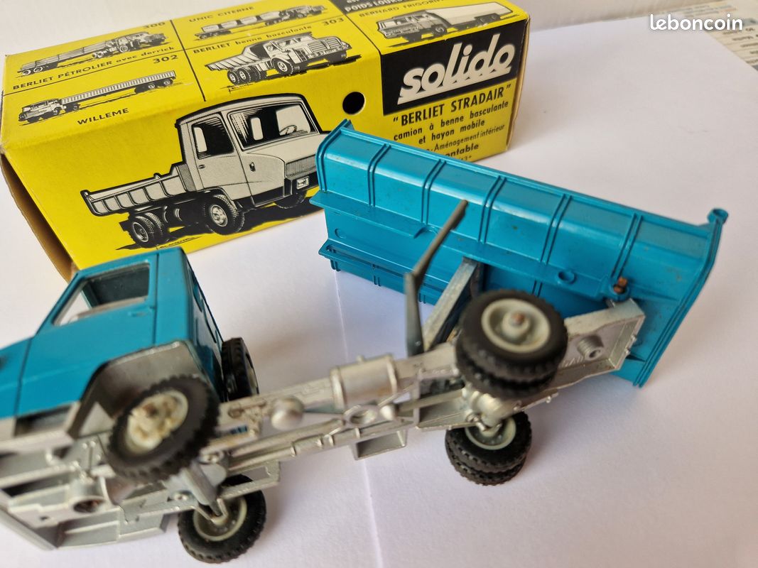 REMORQUE PLATEAU JOUET Ancien Dinky Cij Jrd ? Camion Véhicule Miniature