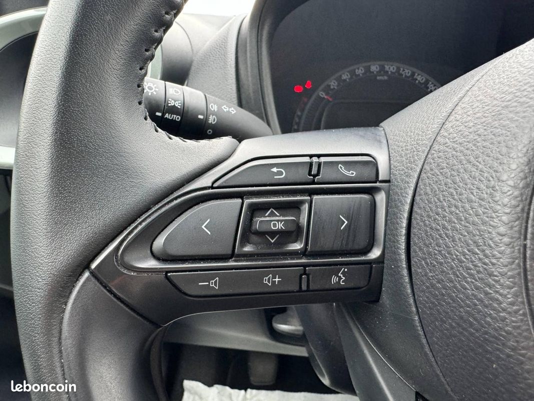 Toyota Aygo X 1.0 VVT-i 72ch Air Design MY24 (image 19)