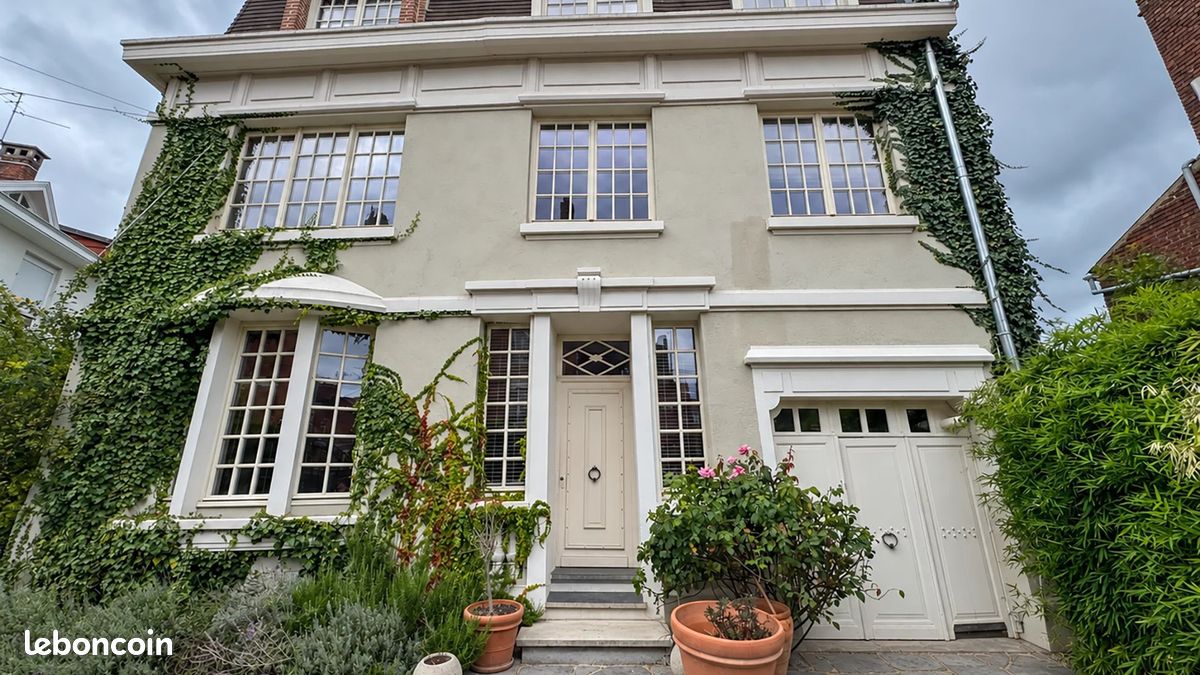 Maison 7 pièces 265 m² · à Lille · 265 m² · 1 360 000 €