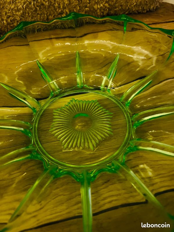 ENSEMBLE DE Toilette Ancien En Verre Ouraline / Uranium Glass EUR 385