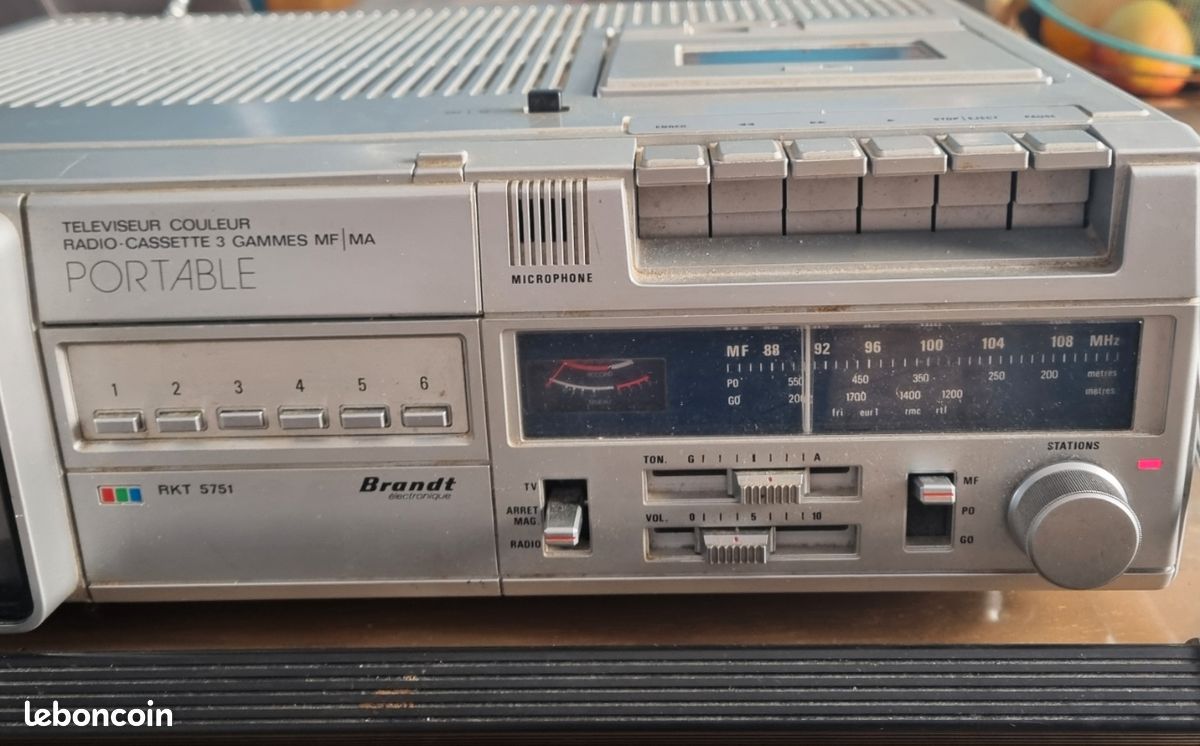 Magnétophone à cassettes vintage, lecteur de table, platine d