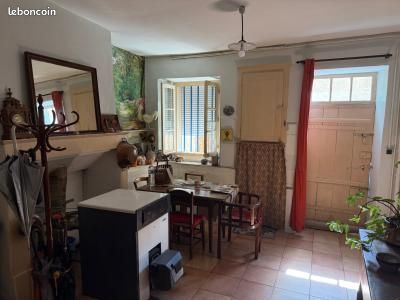 Maison 4 pièces 98 m² · à Châteaumeillant · 98 m² · 38 000 €