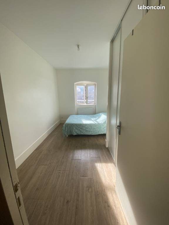 Appartement a louer bourgoin-jallieu - 3 pièce(s) - 59 m2 - Surfyn