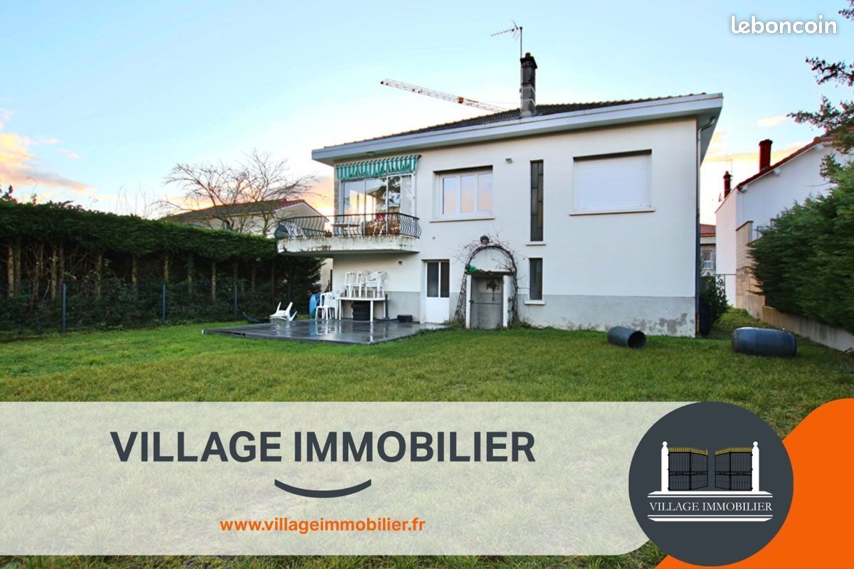 Maison 4 pièces 135 m² · à Feurs · 135 m² · 862 €/mois