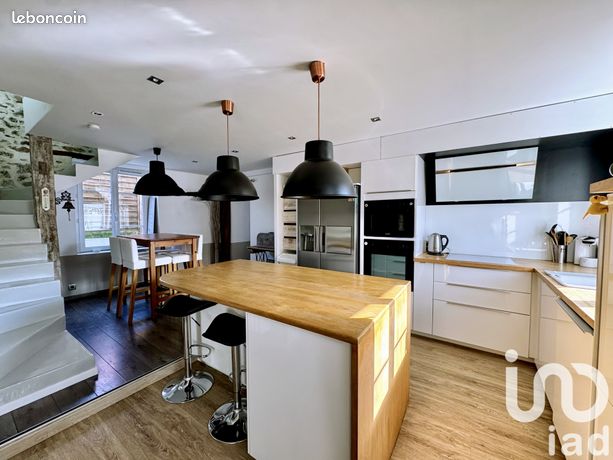Longère 5 pièces 155 m²