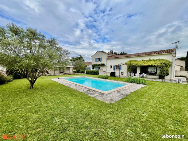 Maison à vendre et vente appartement Saint-Hilaire-de-Brethmas (30560