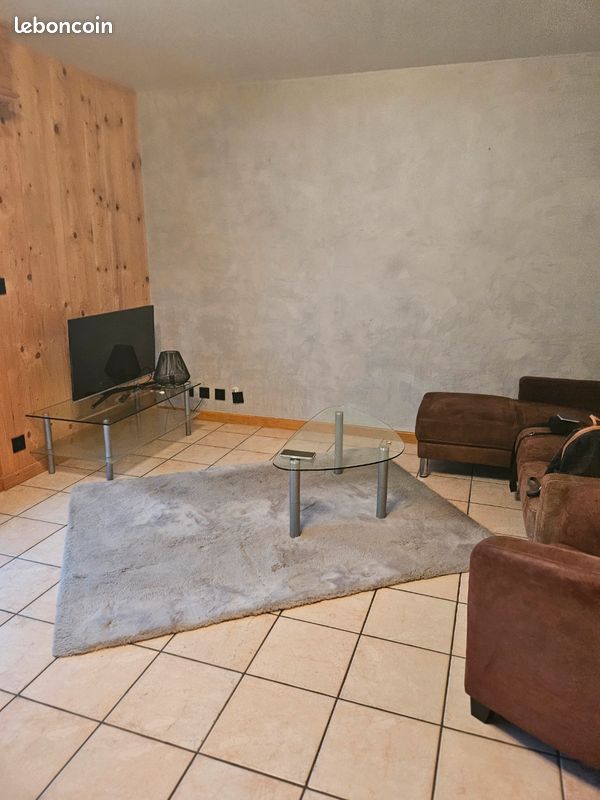 Appartement 3 pièces 70 m² · à Sallanches · 70 m² · 1 300 €/mois