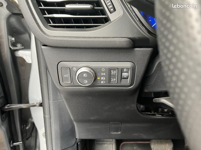 Ford Kuga 2.5 Duratec 190ch FHEV E85 ST-Line X BVA (image 20)