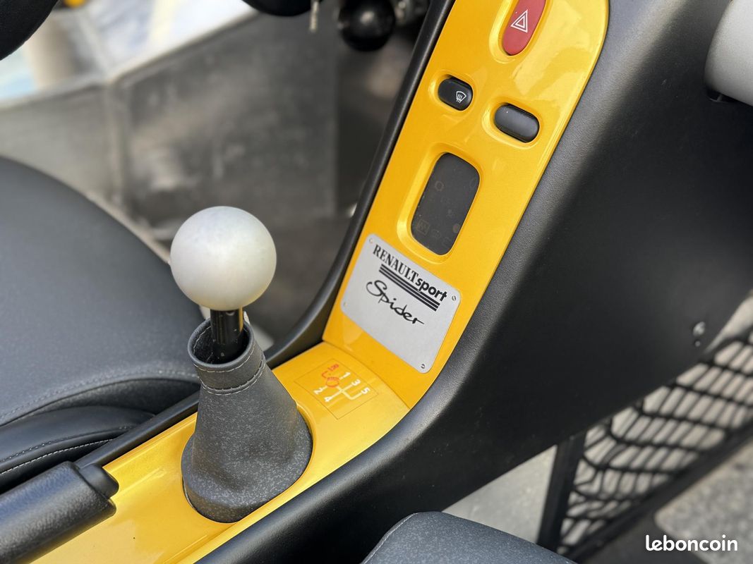 RENAULT SPIDER NEUF Seulement 154 KM  - COLLECTOR - PARE BRISE (image 14)
