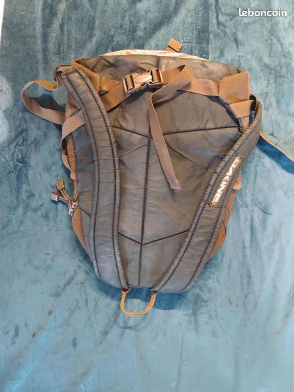 Sac à dos DAKINE — Style et confort au quotidien 🎒 (image 2)