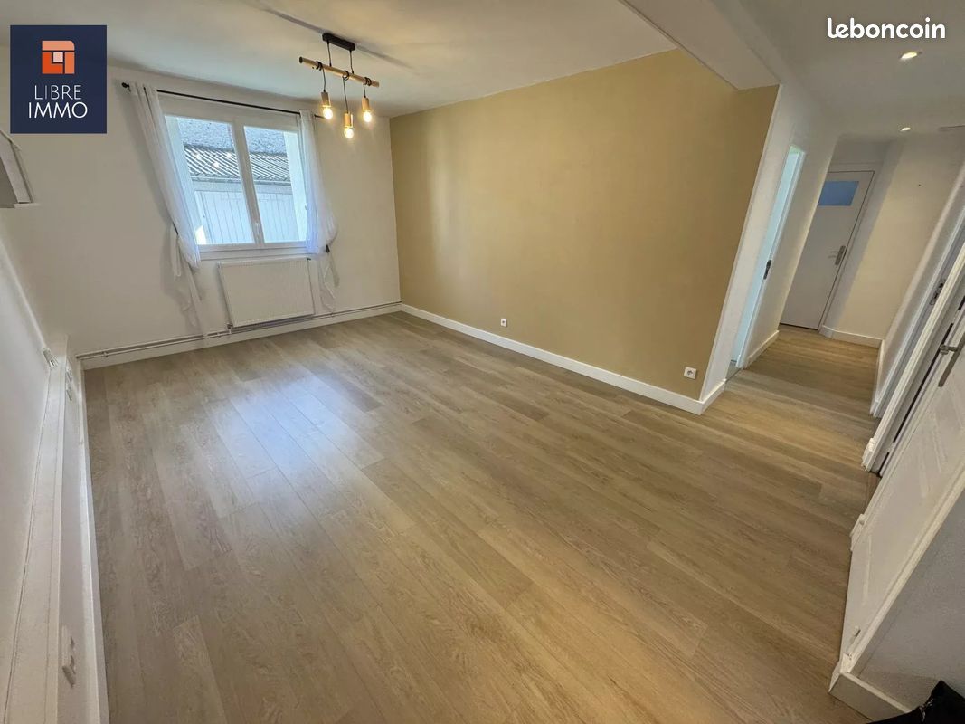 Appartement 4 pièces 65 m² · à Pau · 65 m² · 830 €