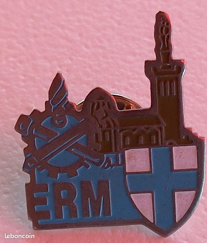 Pin's Armée - ERM Etablissement Régional Du Matériel De Marseille - Argenté