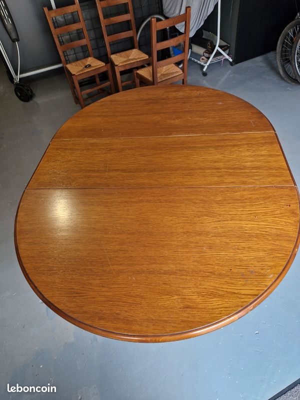 Table en chêne avec rallonge plus 6 chaises en bois (image 4)